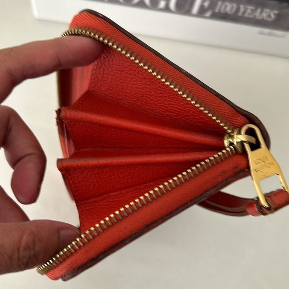 Louis Vuitton Empreinte Zippy Wallet SP4193 - Picture 12 of 17